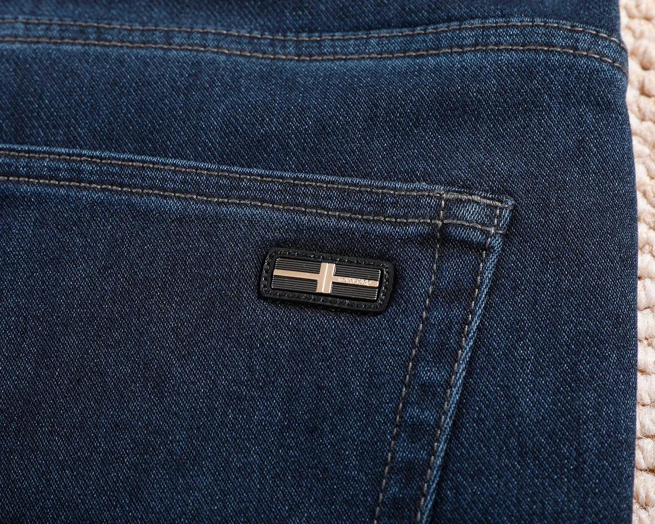 /New Arrival ： 8979# Sizes：29-42